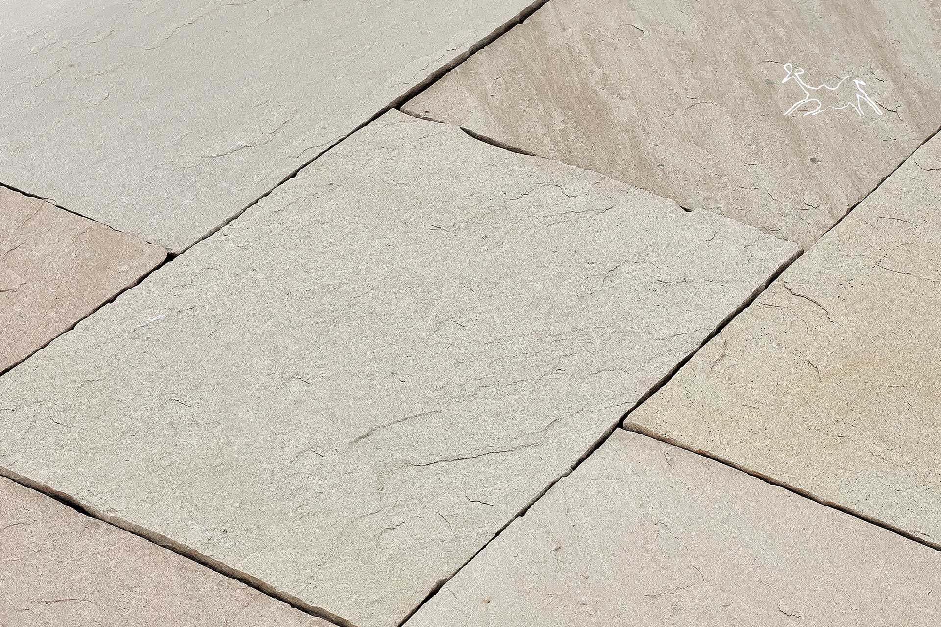 texture quarzite atermica Milk Shake pietra naturale per pavimento piscina elegante e resistente